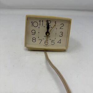 Westclox Bold II Model 22189 Electric Alarm Clock Cream Made in USA Vintage